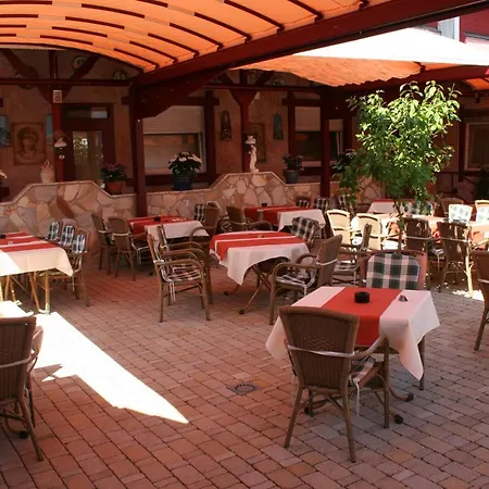 Restaurant Da Vinci Лар
